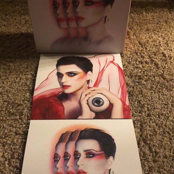 Katy Perry - Picture 2 of 4